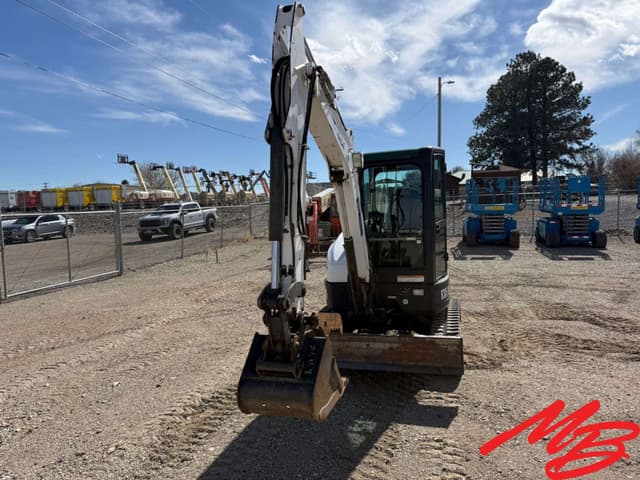 Image of Bobcat E35 equipment image 1