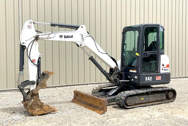 Image of Bobcat E42 equipment image 1