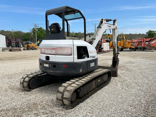 Image of Bobcat E45 equipment image 3