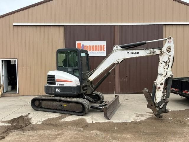 Image of Bobcat E50 equipment image 1