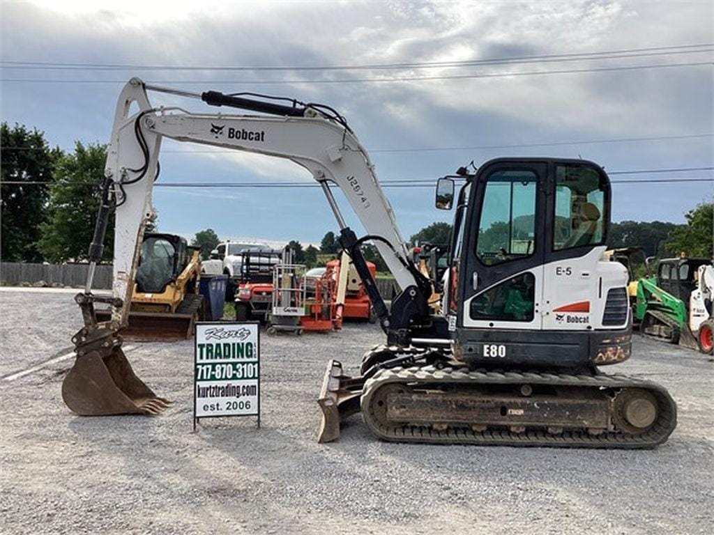 Main image Bobcat E80