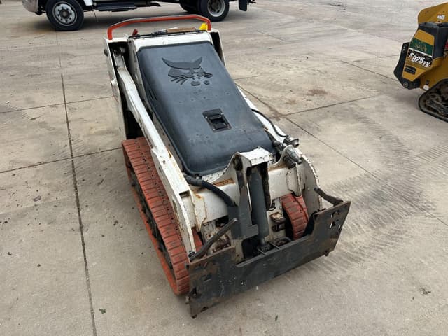 Image of Bobcat MT52 equipment image 3