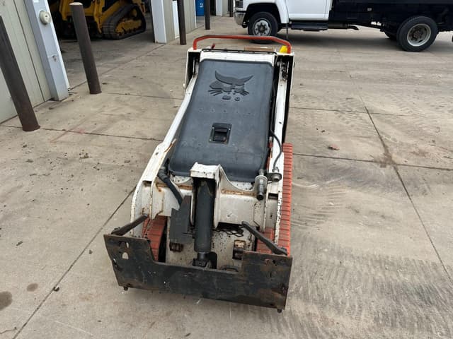 Image of Bobcat MT52 equipment image 2