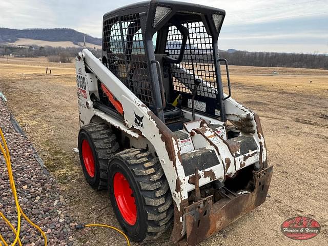 Image of Bobcat S130 equipment image 4