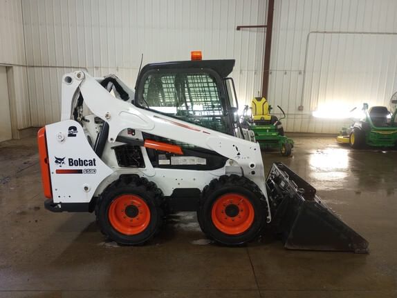 Main image Bobcat S590