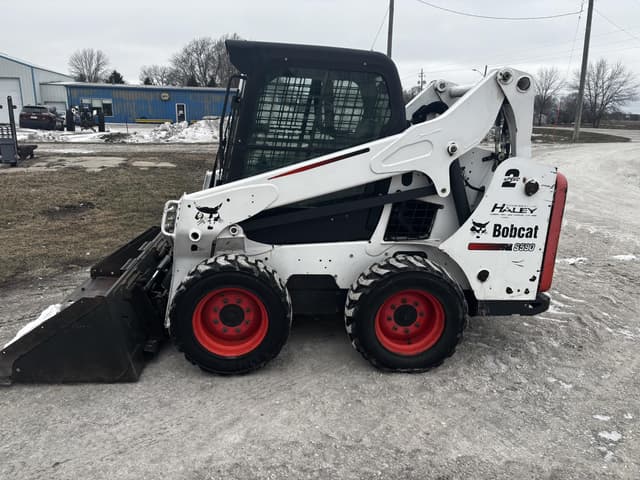 Image of Bobcat S590 equipment image 2