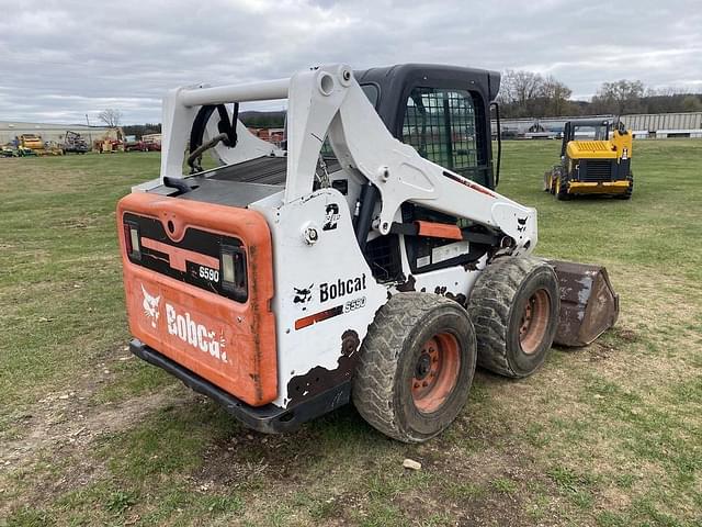 Image of Bobcat S590 equipment image 3