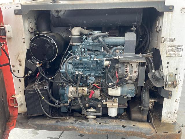 Image of Bobcat S650 equipment image 4