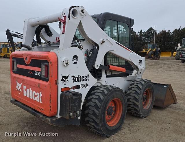 Image of Bobcat S650 equipment image 4