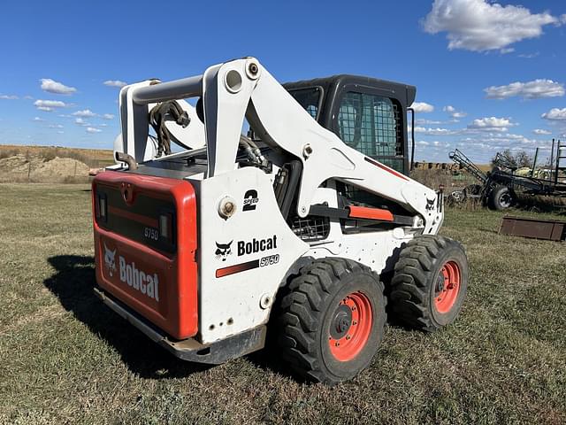 Image of Bobcat S750 equipment image 2