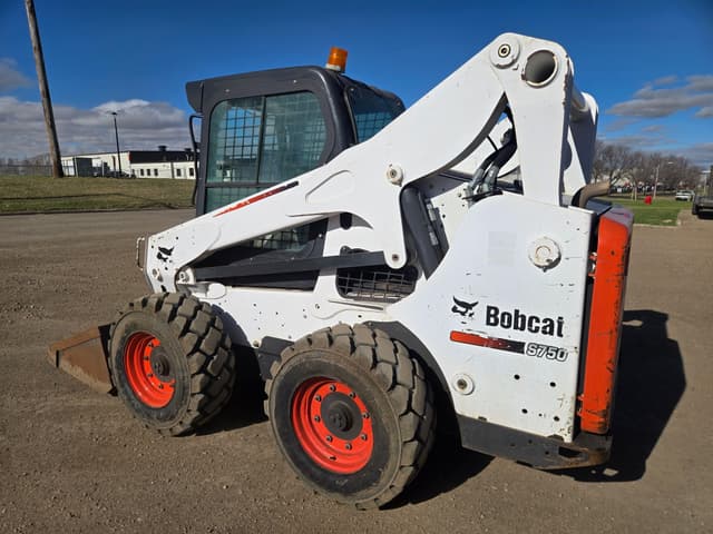 Image of Bobcat S750 equipment image 1