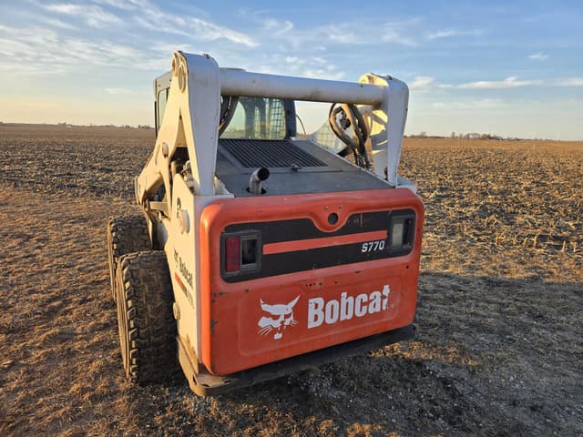 Image of Bobcat S770 equipment image 2