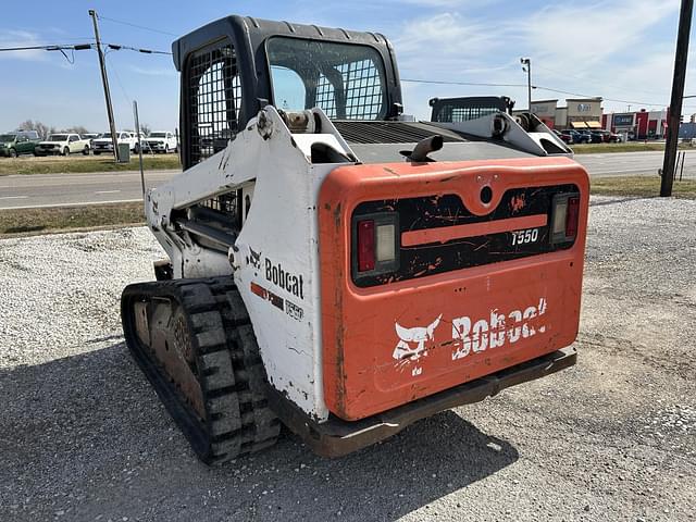 Image of Bobcat T550 equipment image 4