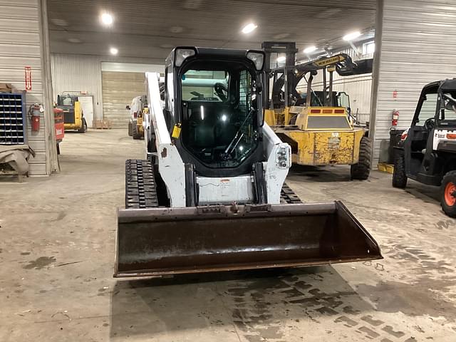 Image of Bobcat T650 equipment image 4