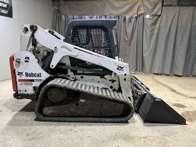 Image of Bobcat T650 equipment image 4