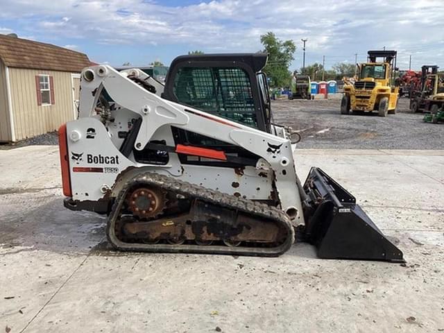 Image of Bobcat T650 equipment image 4