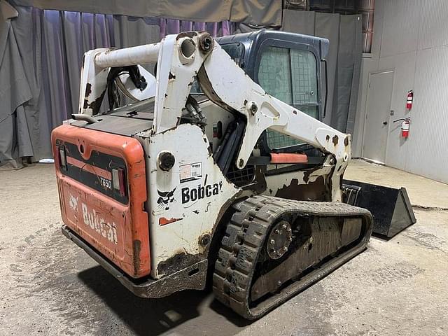 Image of Bobcat T650 equipment image 4