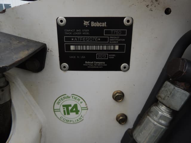 Image of Bobcat T750 equipment image 4
