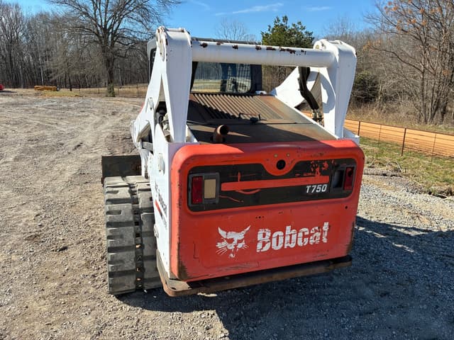 Image of Bobcat T750 equipment image 4