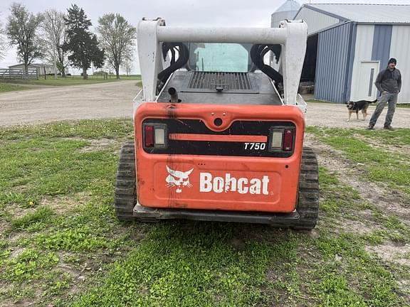 Image of Bobcat T750 equipment image 3