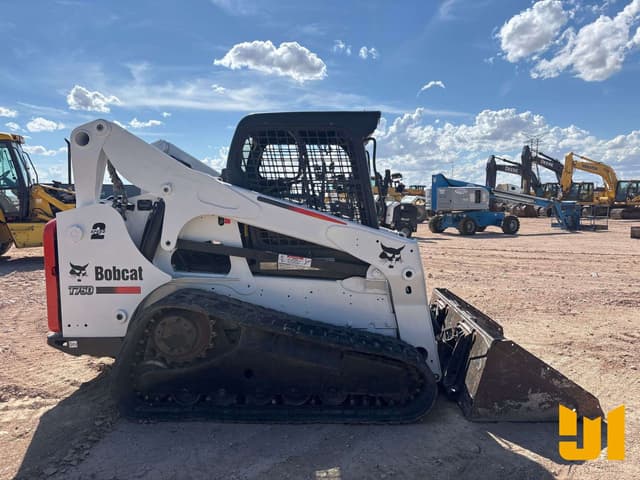 Image of Bobcat T750 equipment image 3