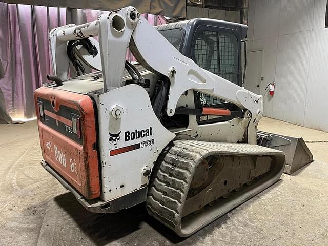 Image of Bobcat T750 equipment image 4