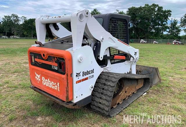 Image of Bobcat T750 equipment image 4