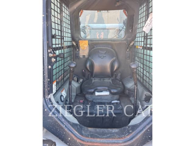 Image of Bobcat T770 equipment image 4