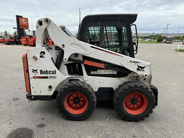 Image of Bobcat S570 equipment image 4