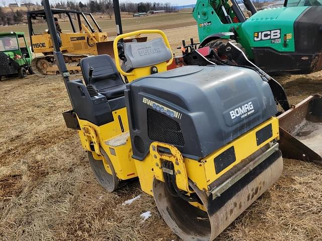 Image of Bomag BW900-50 equipment image 2