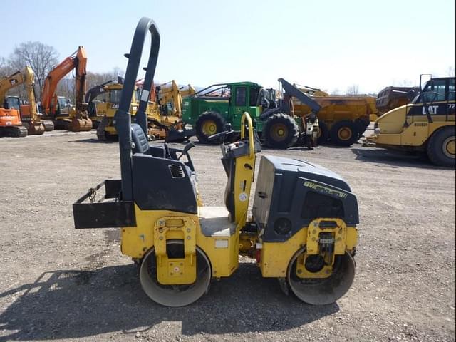 Image of Bomag BW900-50 equipment image 1