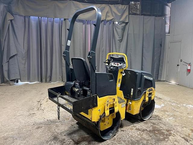 Image of Bomag BW900-50 equipment image 4