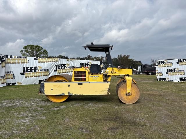 Image of Bomag BW9AS equipment image 3