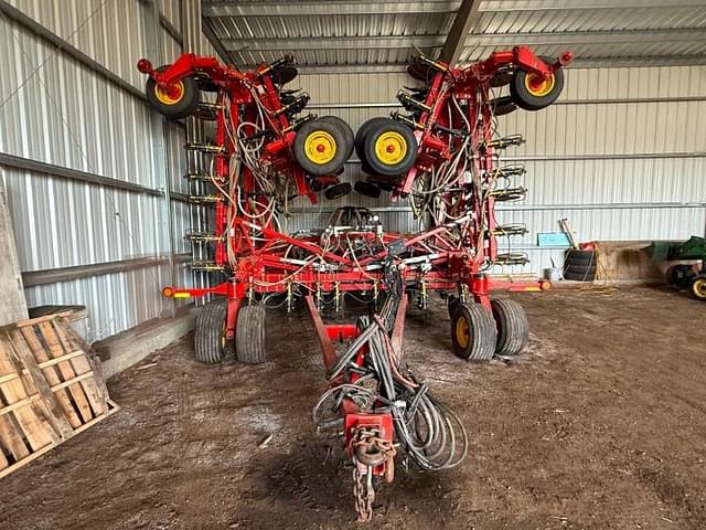 Image of Bourgault 3320 equipment image 3
