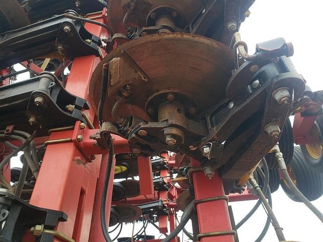 Image of Bourgault 3710 equipment image 2