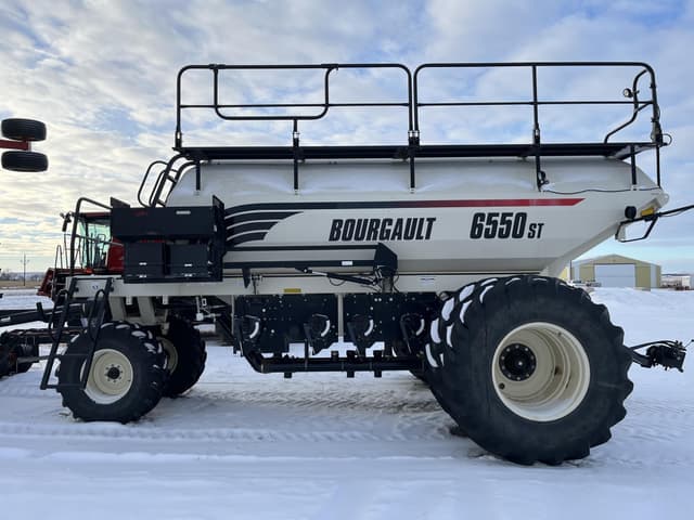 Image of Bourgault 3710 equipment image 1