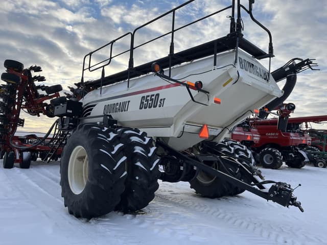 Image of Bourgault 3710 equipment image 3