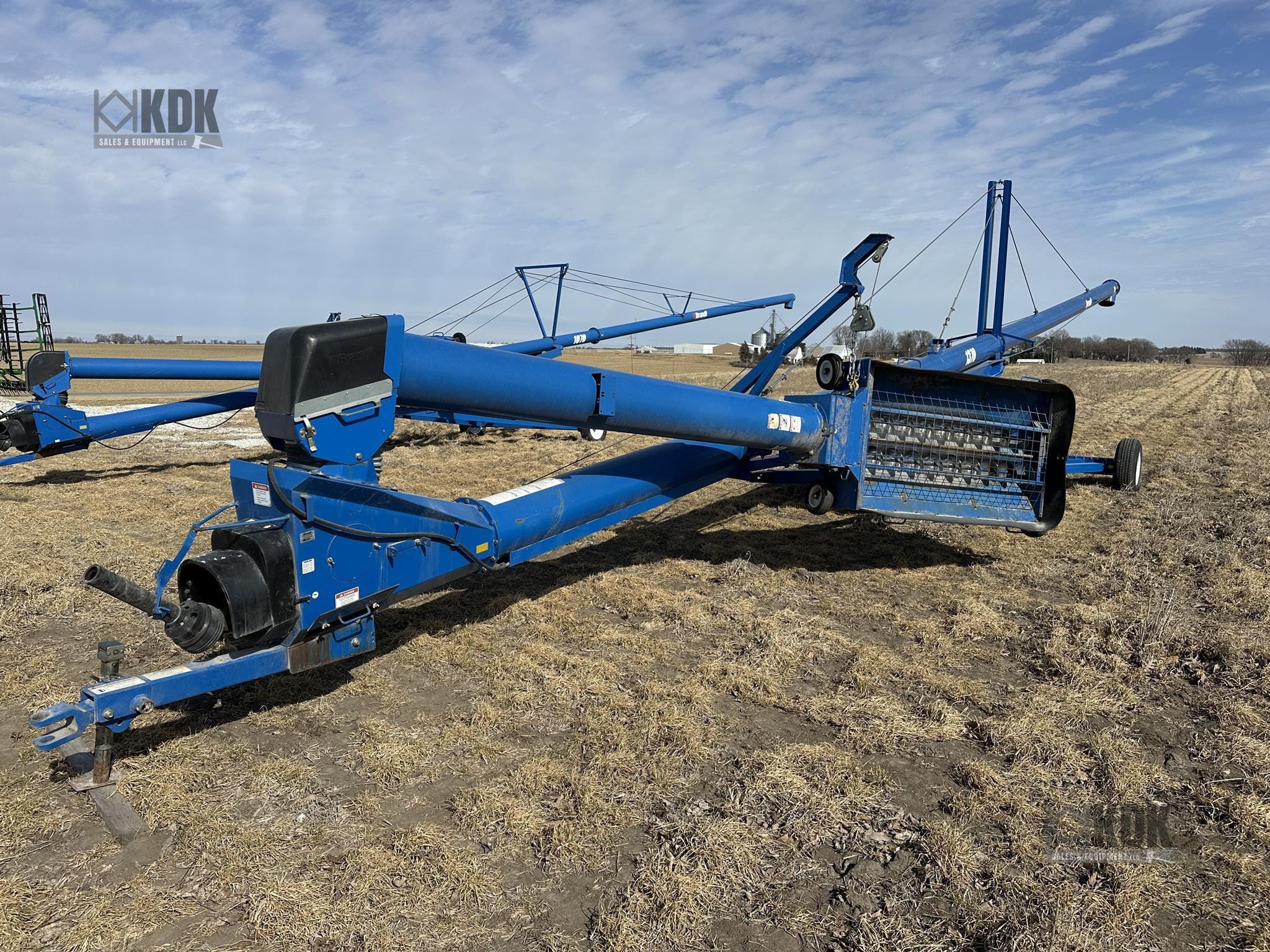 2013 Brandt 1370 Equipment Image0