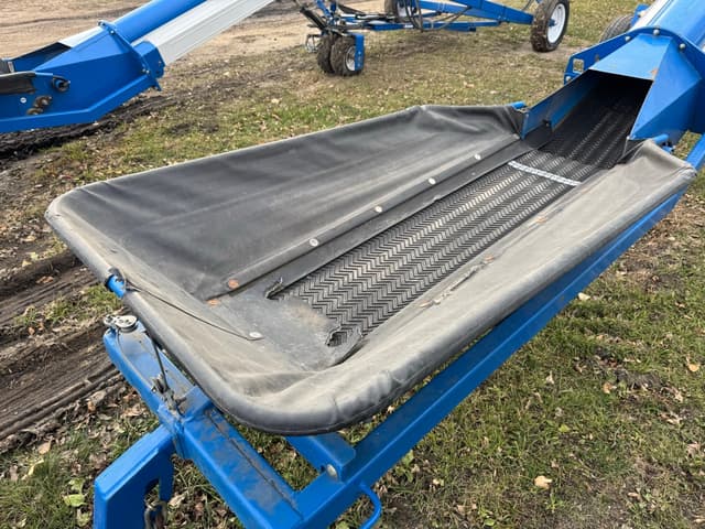 Image of Brandt GrainBelt 1535 equipment image 2