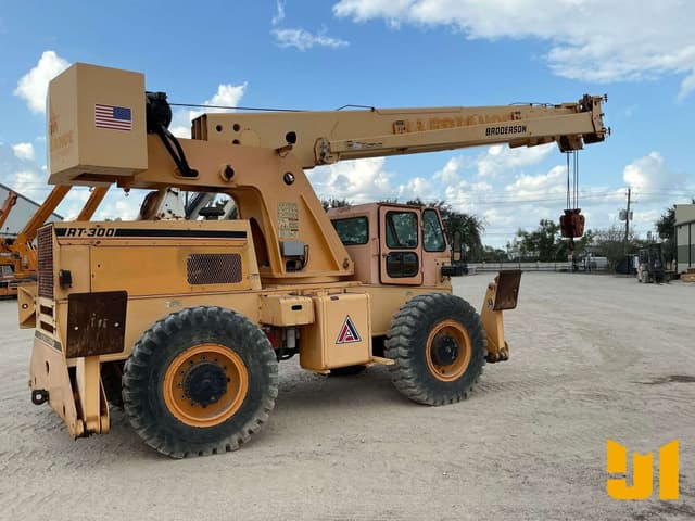 Image of Broderson RT300 equipment image 4