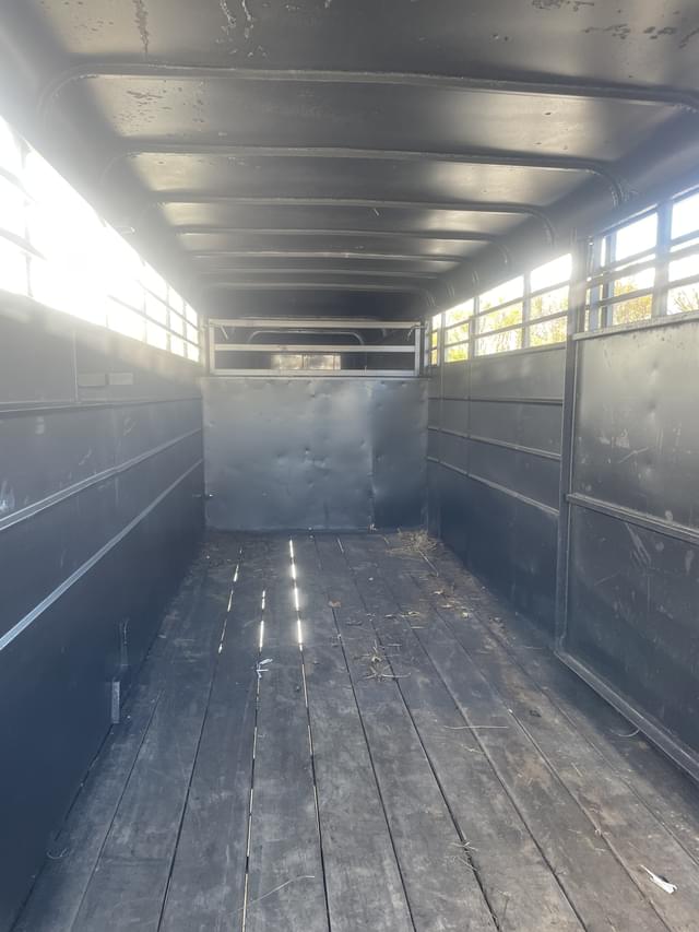 Image of Calico Stock Trailer equipment image 4