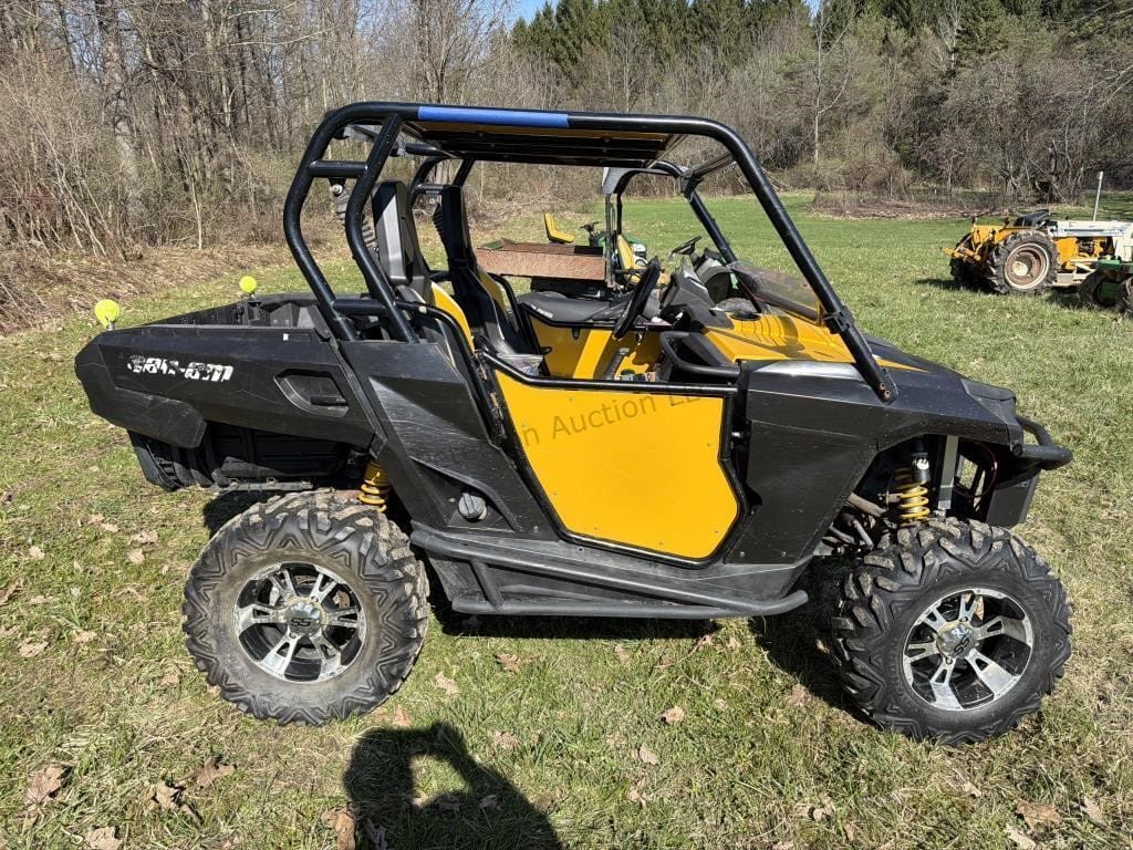 2013 Can-Am Commander 1000X Equipment Image0