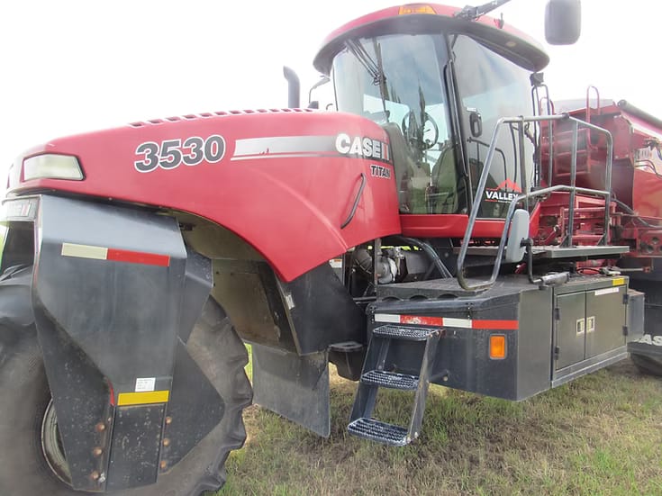 2013 Case IH Titan 3530 Equipment Image0