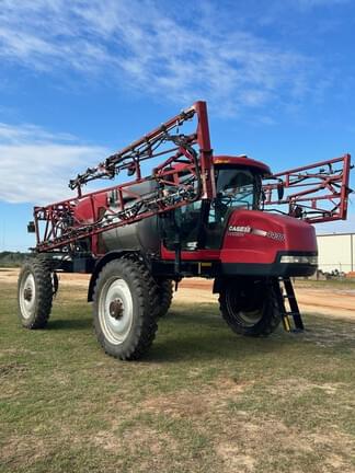 Image of Case IH Patriot 4430 equipment image 1