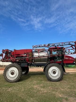 Image of Case IH Patriot 4430 Primary image