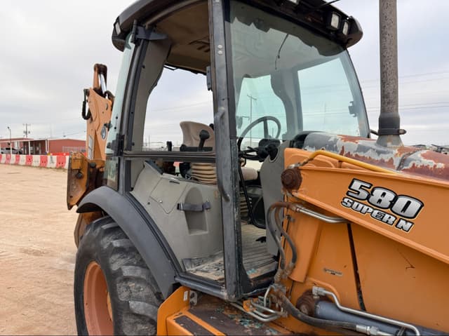 Image of Case 580 Super N equipment image 3
