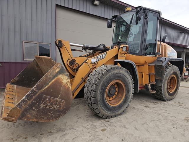 Image of Case 621F equipment image 2