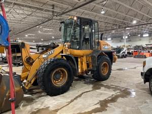 2013 Case 621F Image