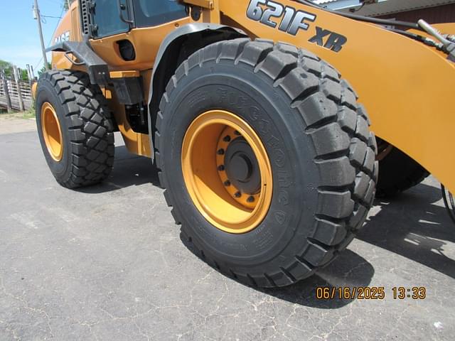 Image of Case 621F XR equipment image 1