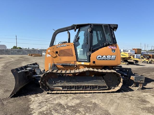 Image of Case 750M equipment image 4